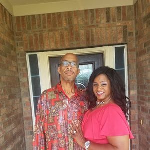 Meet your Posher, Monique